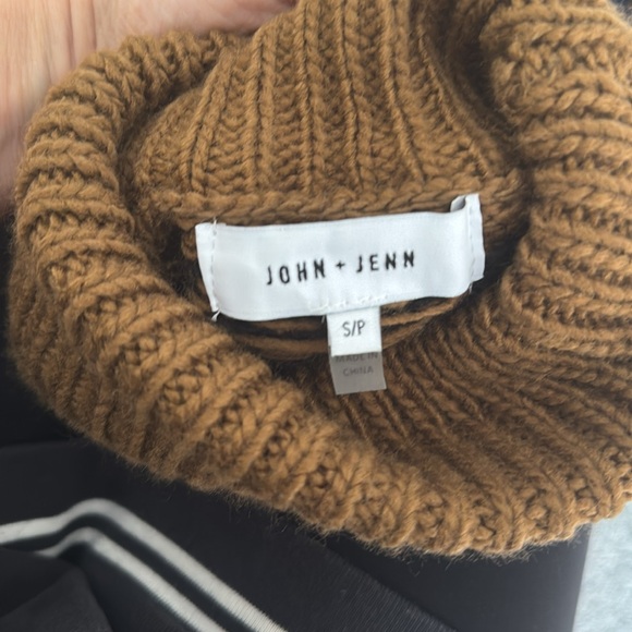 John + Jenn sweater from Evereve - Picture 2 of 6